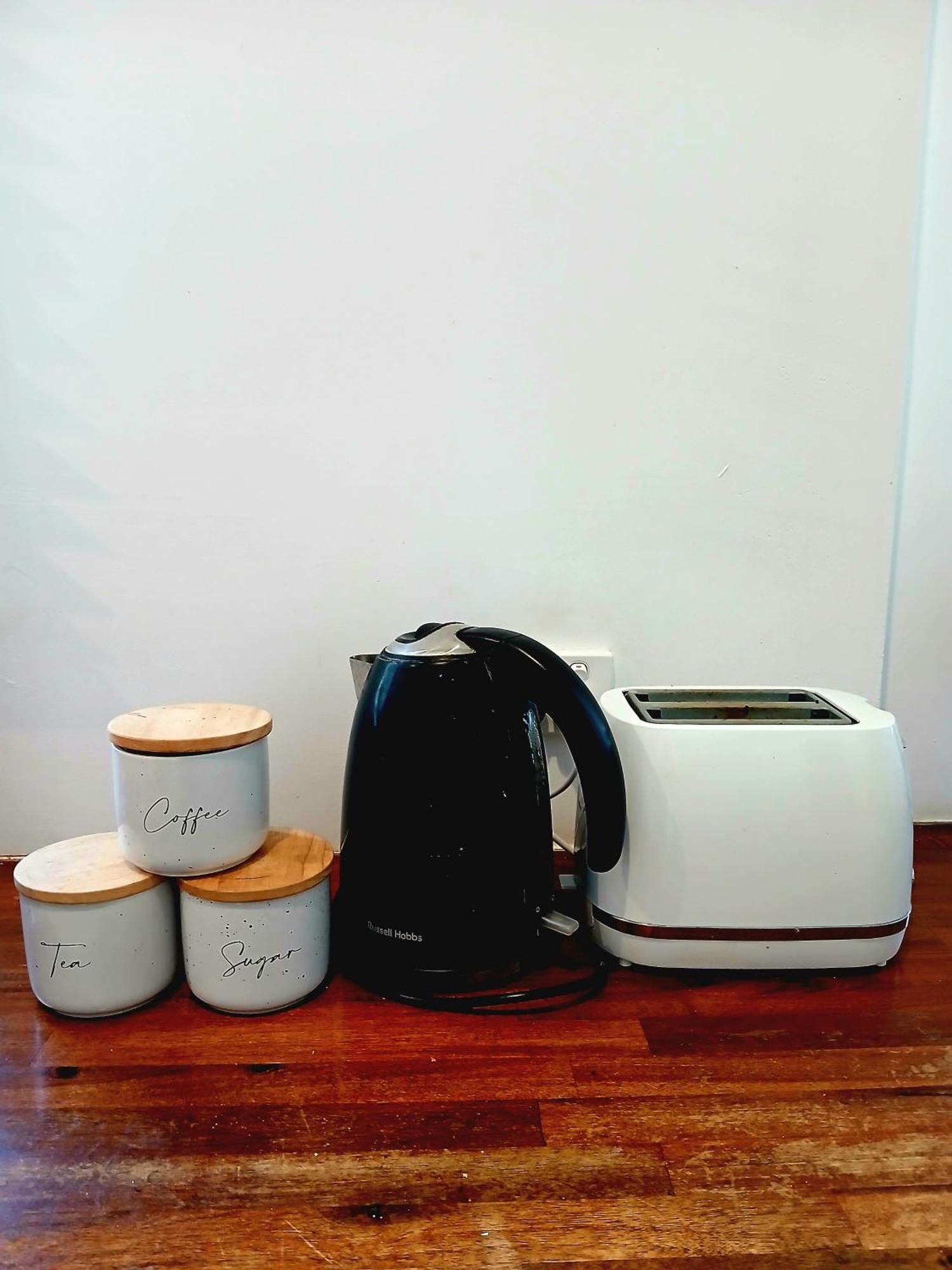 Cozy And Peaceful Surrounding By Cafes And Restaurants Homestay *