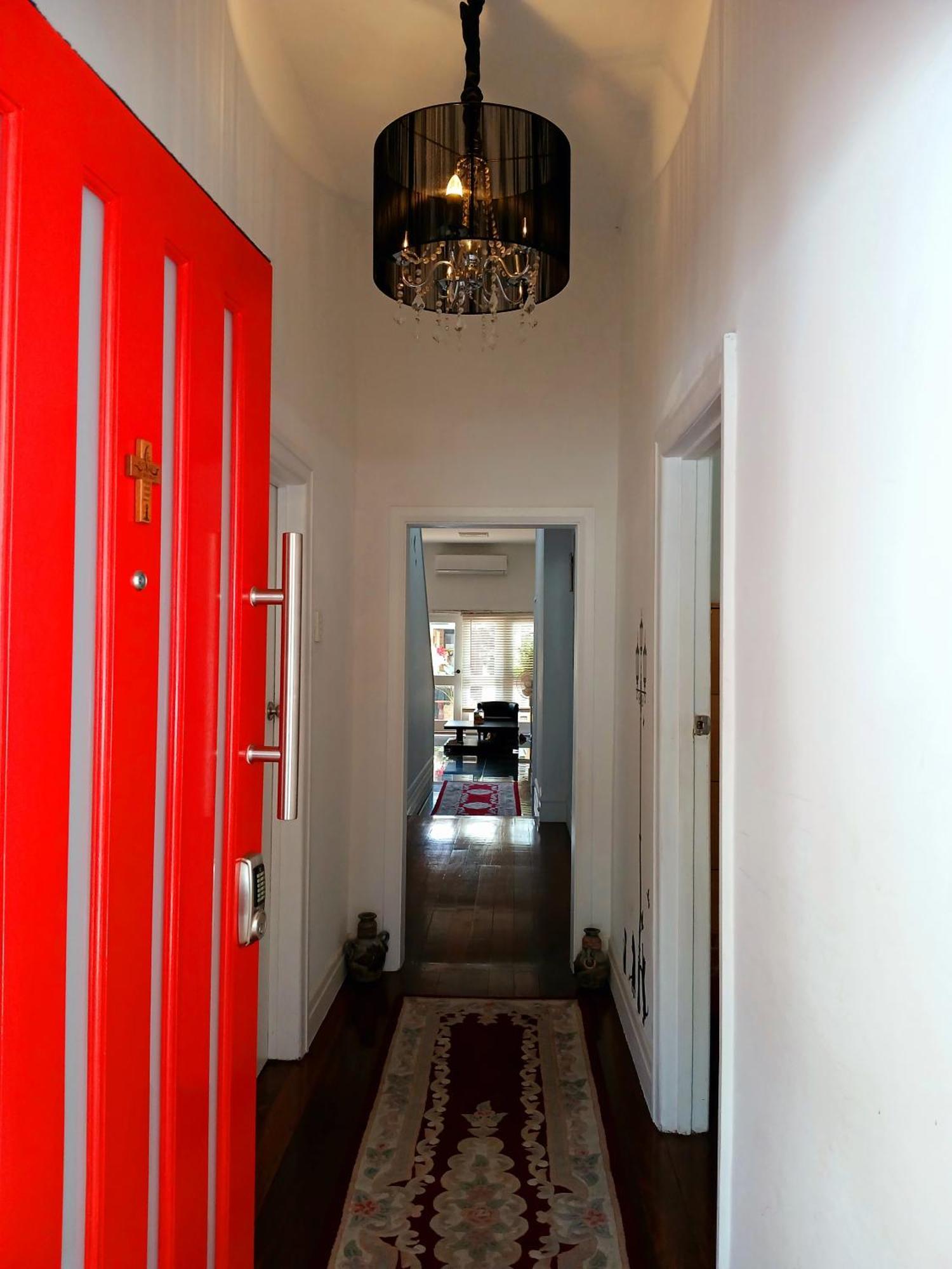 Homestay Cozy And Peaceful Surrounding By Cafes And Restaurants Perth