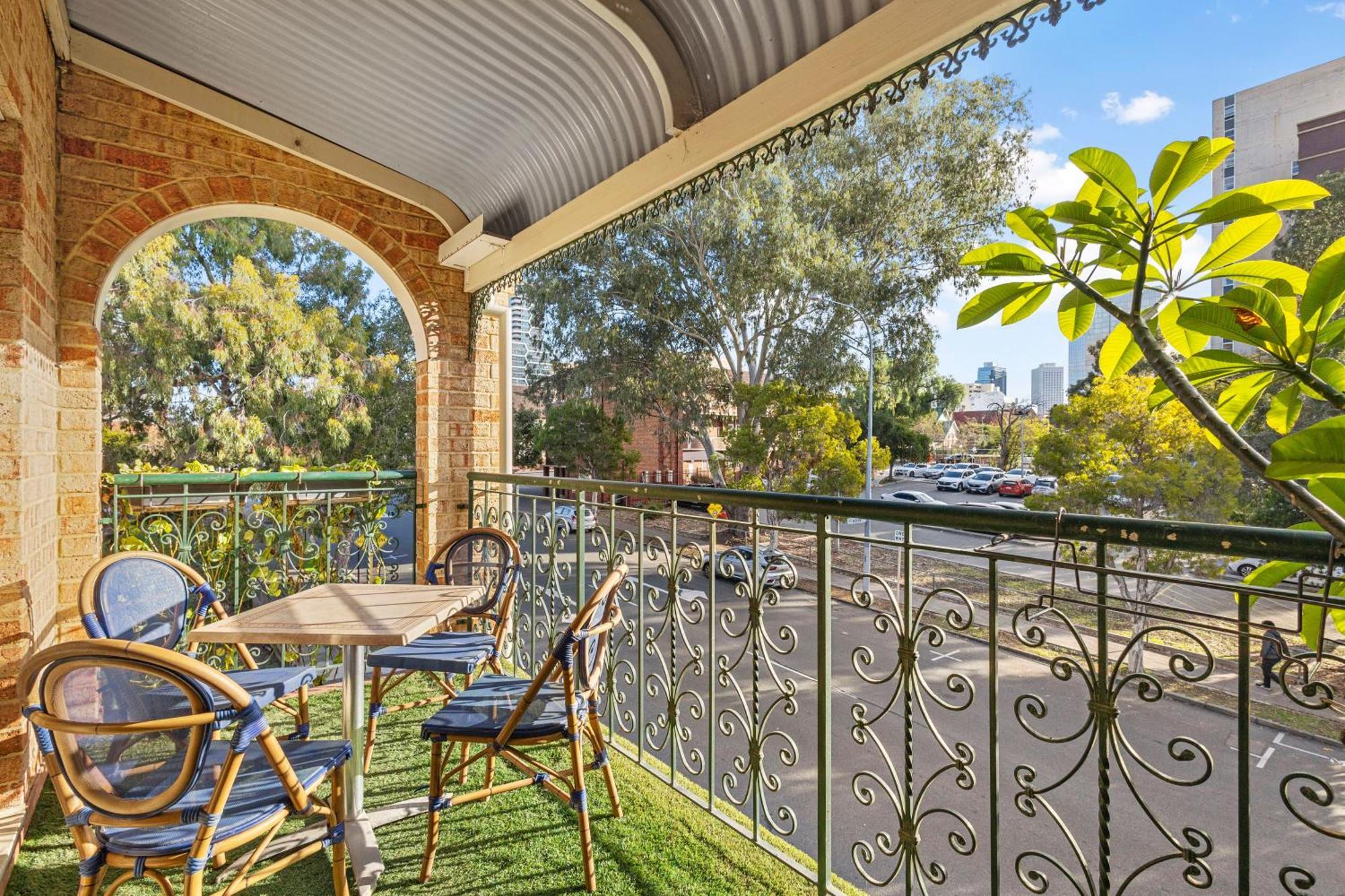 3bdr Sauna Pool Gym Parking Apartment Perth
