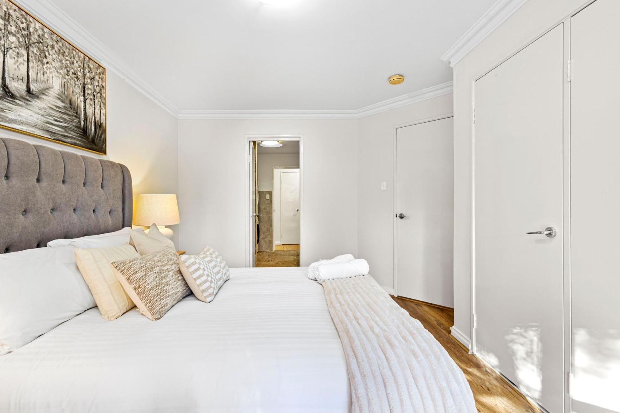 3bdr Sauna Pool Gym Parking Apartment *