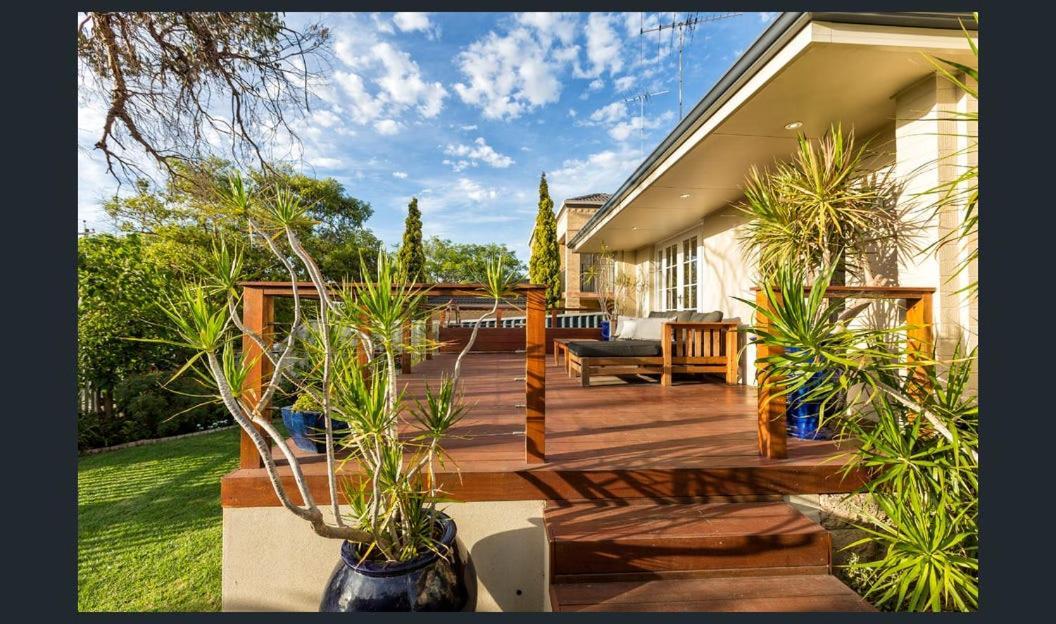 Sunset Serenity In Scarborough Holiday home Perth
