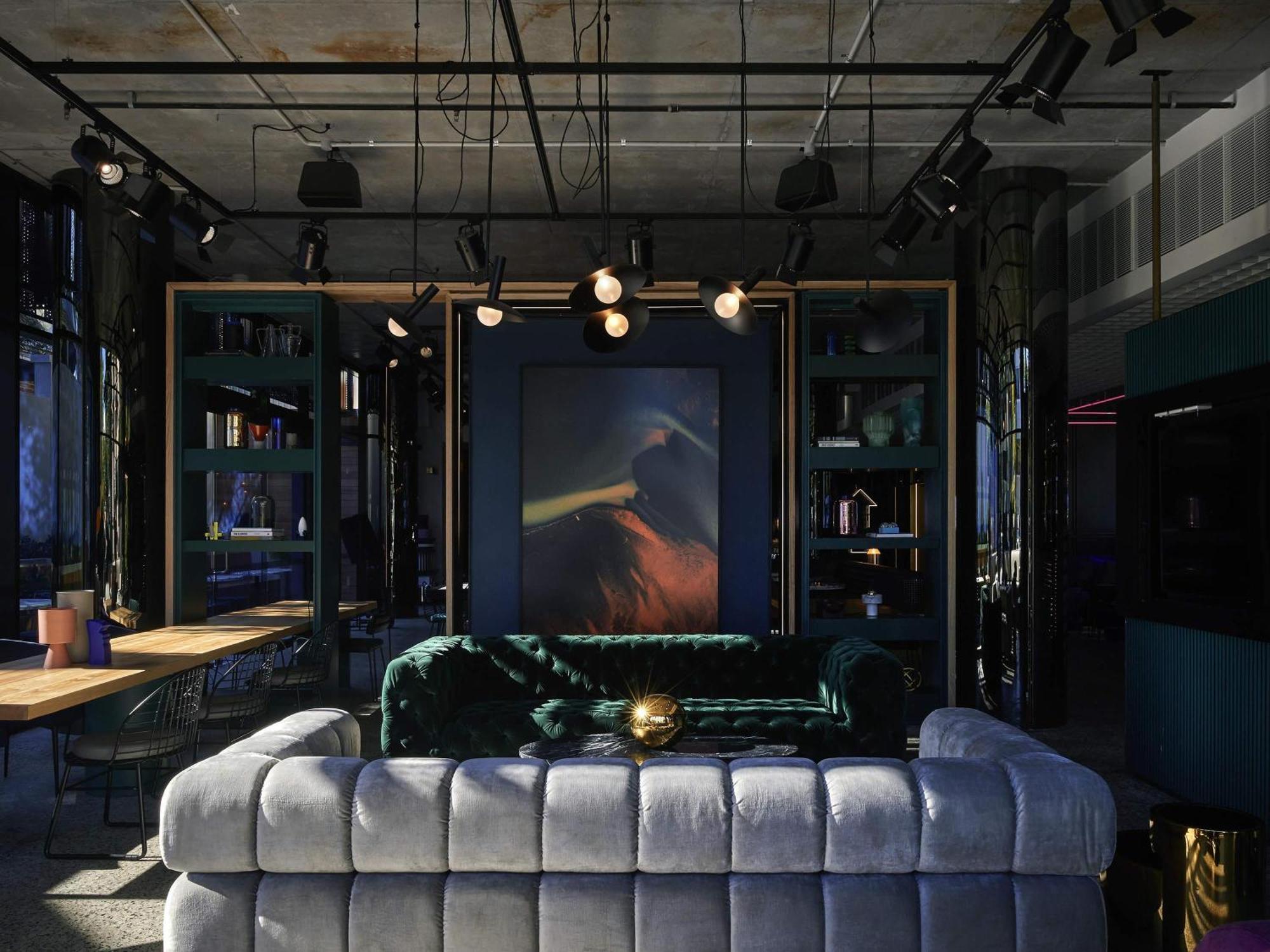 Hotel Tribe Kings Park 4*