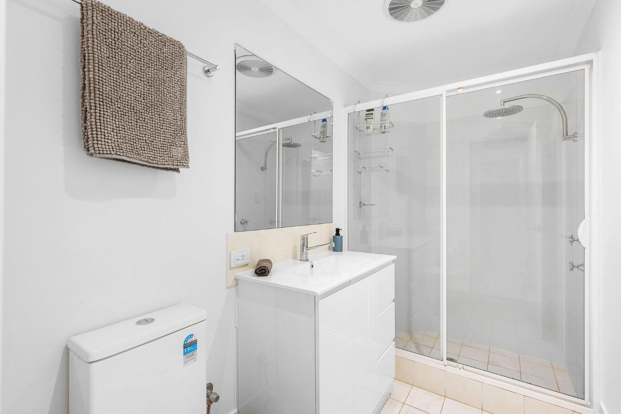 Apartment Bespoke East *