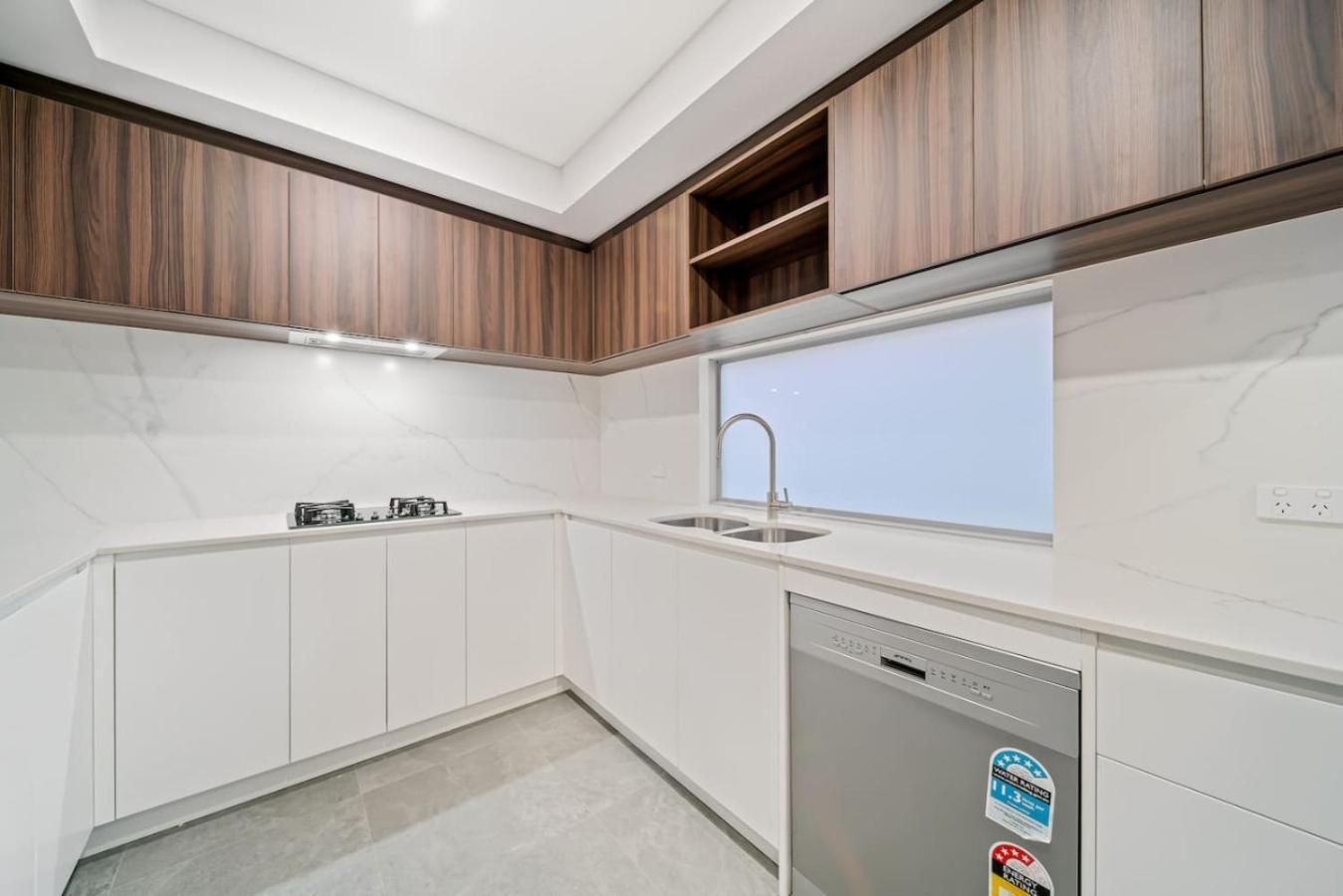 3 Bedrooms Unit In Scarborough Casa de férias