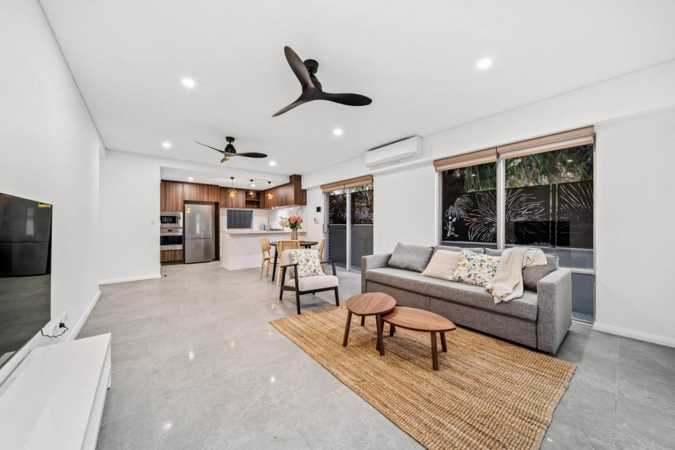 Scarborough Stay - 2Br Walk To Beach And Coles 13G Bahay bakasyunan *