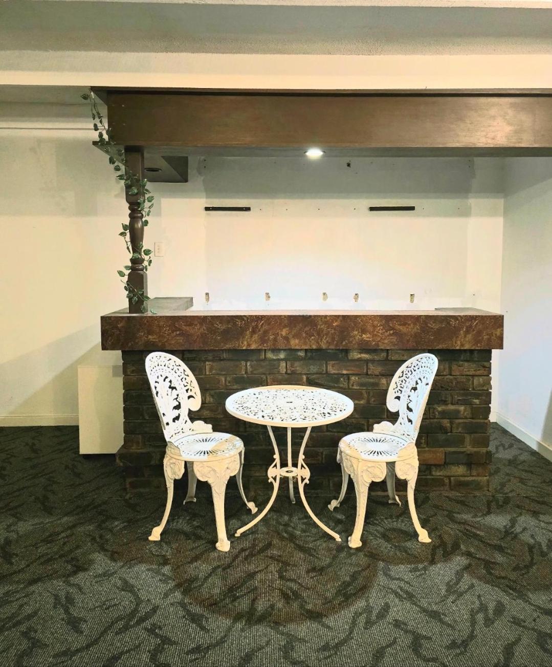 Affordable & Cosy, Close To Train Station, Cbd & Airport