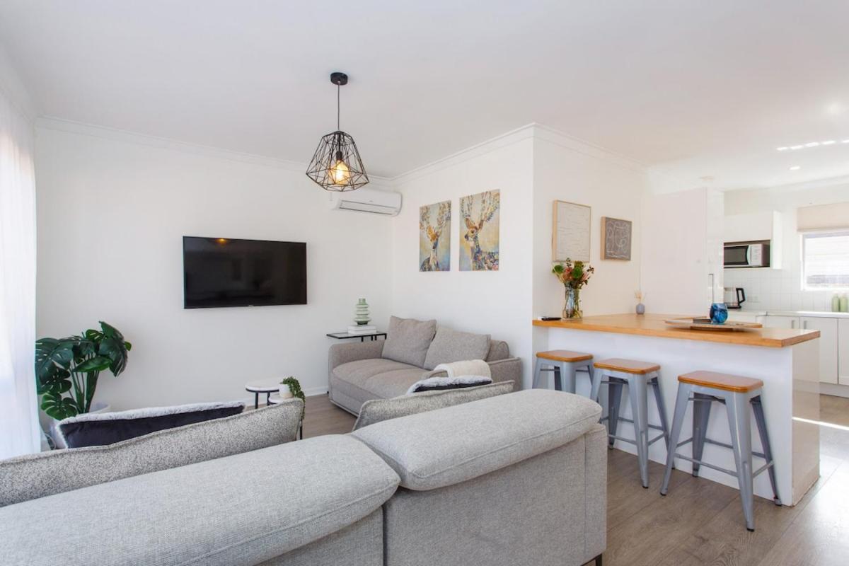 North Nest - Walking Distance To North Apartamento