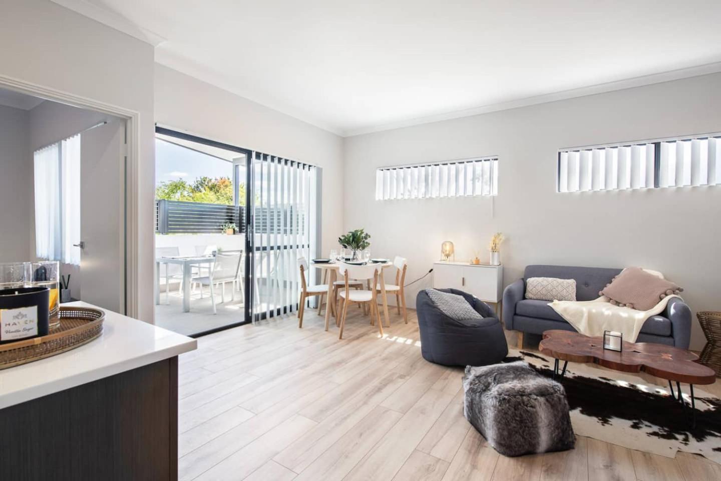 Cozy Lovely 2bdrm Walk To River Perth