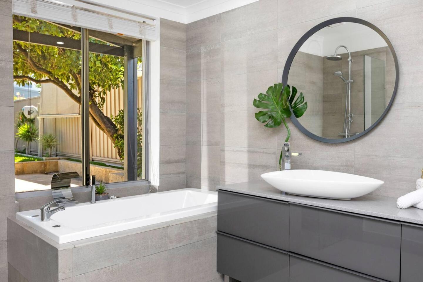 Bahay bakasyunan Maylands Coastal Vibe By Home2Bnb Perth