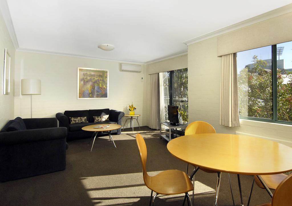 Darby Park Subiaco Aparthotel 4*