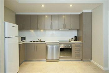 Airport By Vetroblu Aparthotel 4*