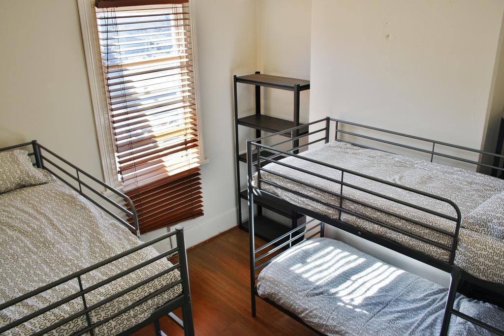 The Hive - Traveler Friendly, Passport Only * Perth