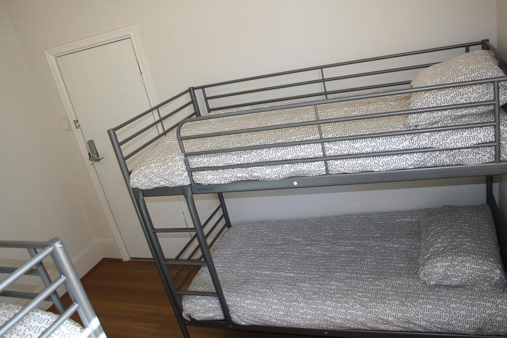 The Hive - Traveler Friendly, Passport Only Hostel