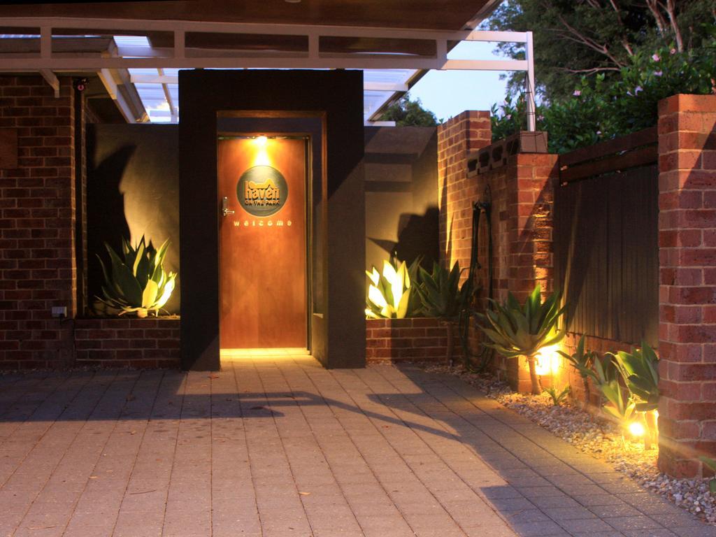 Guest house Haven On The Park Perth