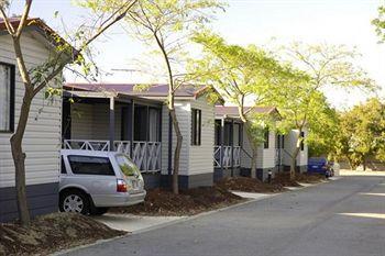 Holiday park Discovery Parks - Airport
