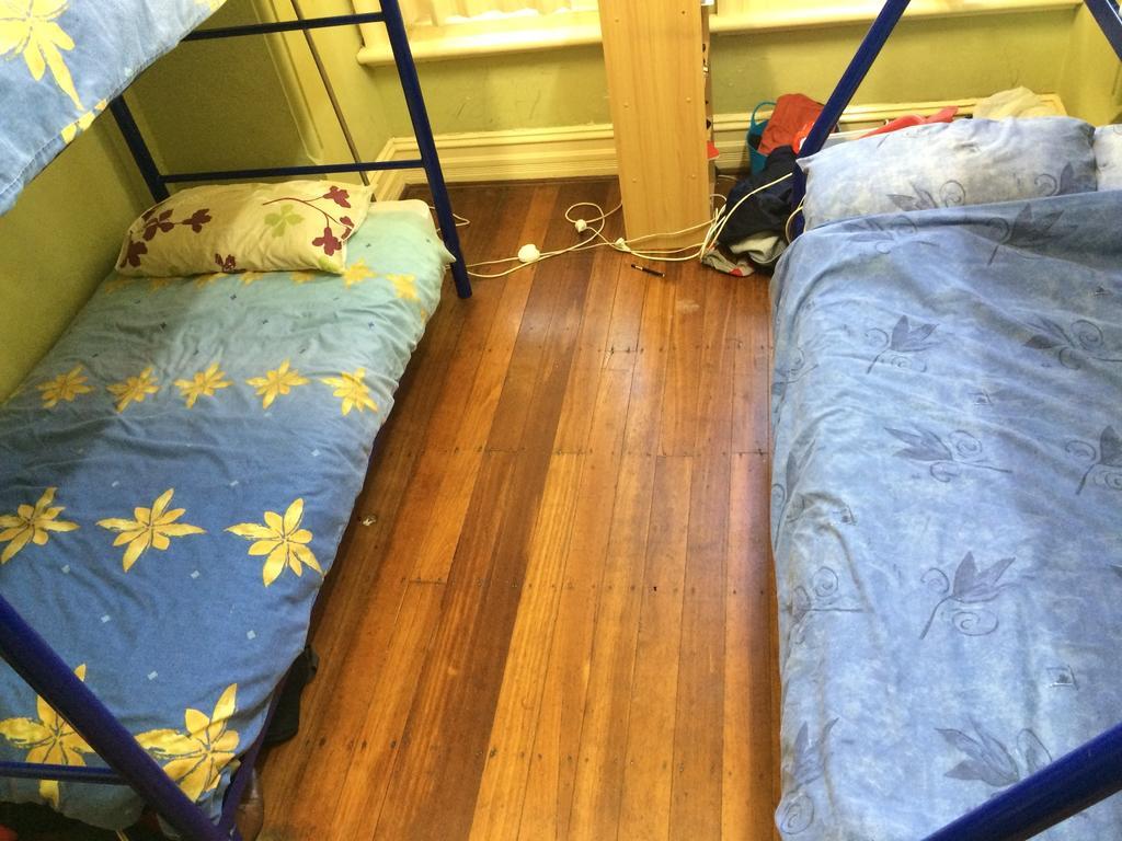 Hostel One World Backpackers