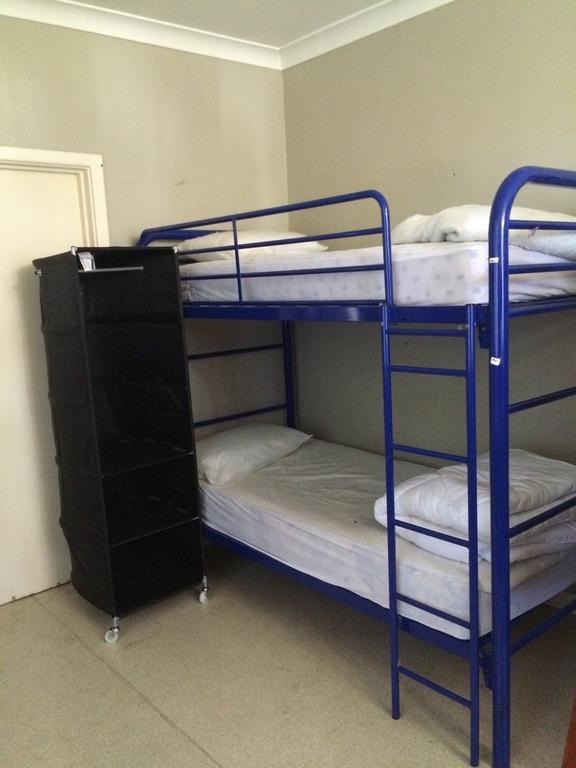 One World Backpackers Hostel Perth