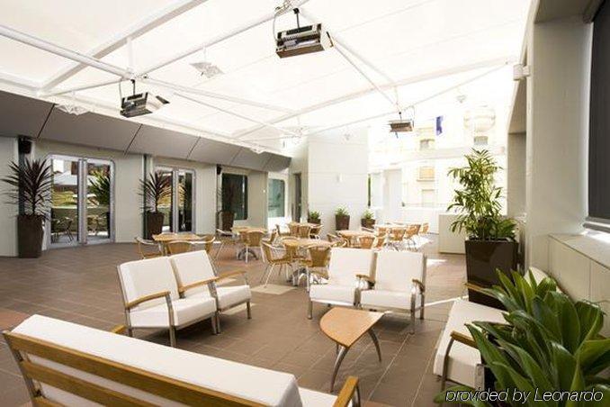 Hotel Rydges 4*