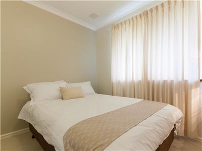 Garden City Short Stays Villa *