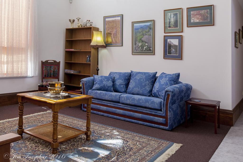 Aarn House Airport Bed & Breakfast Perth