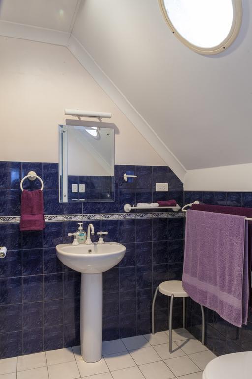 Bed & Breakfast Aarn House Airport Perth