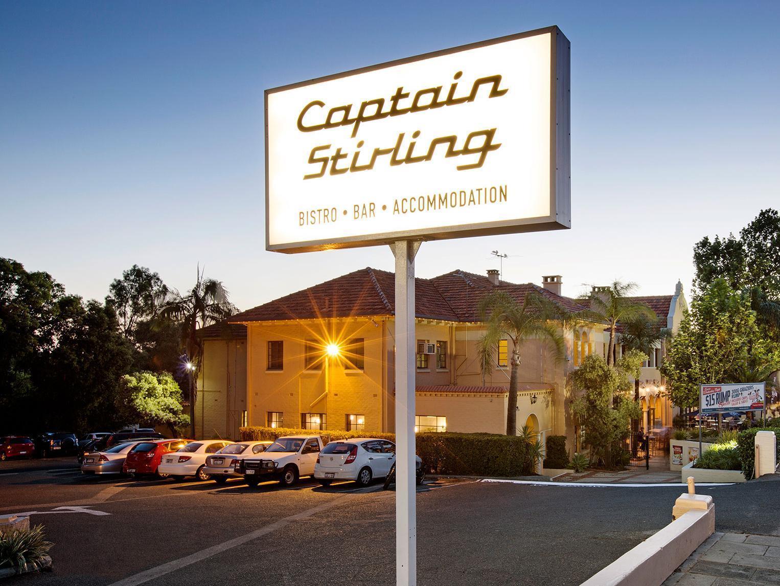 Hotel Captain Stirling 2*