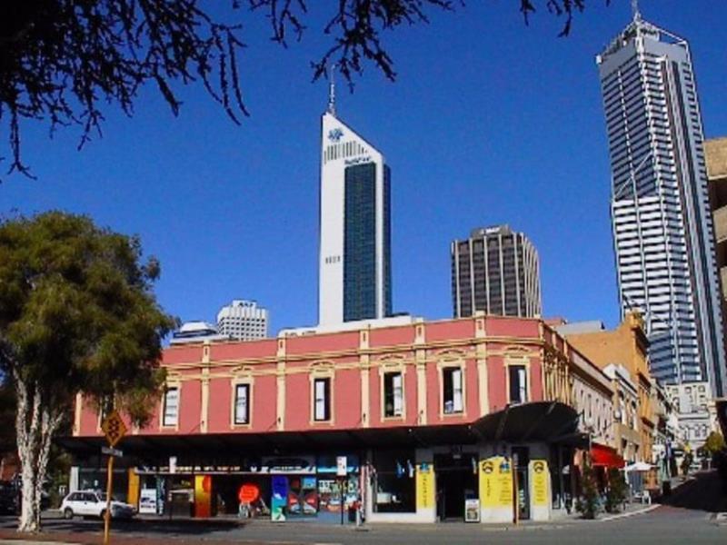 Globe Backpackers And Oasis Perth