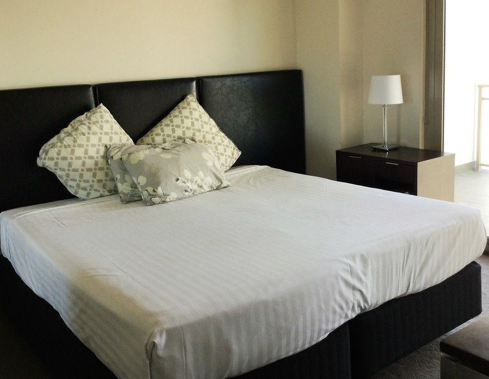Baileys Serviced 4* Perth