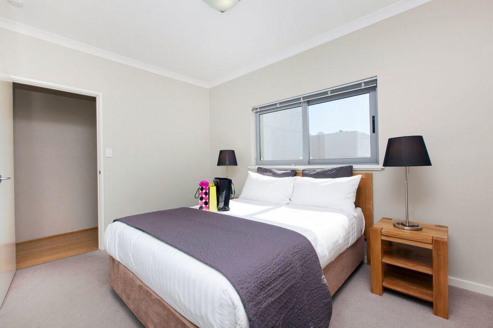 Airport By Vetroblu 4* Perth