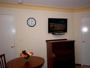 Bed & Breakfast The Good Life 4*
