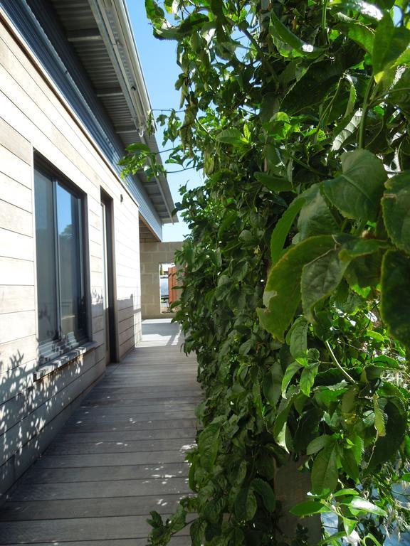 Side Garden *