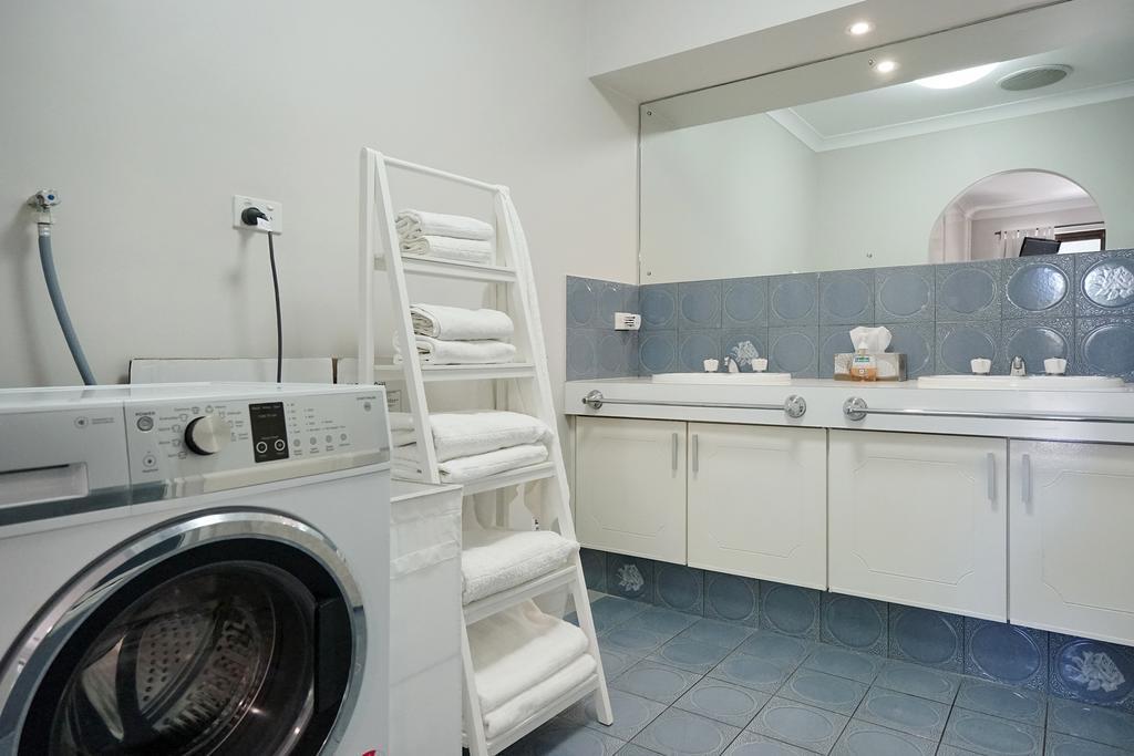 Apartemen Garden City Luxury Apt Perth