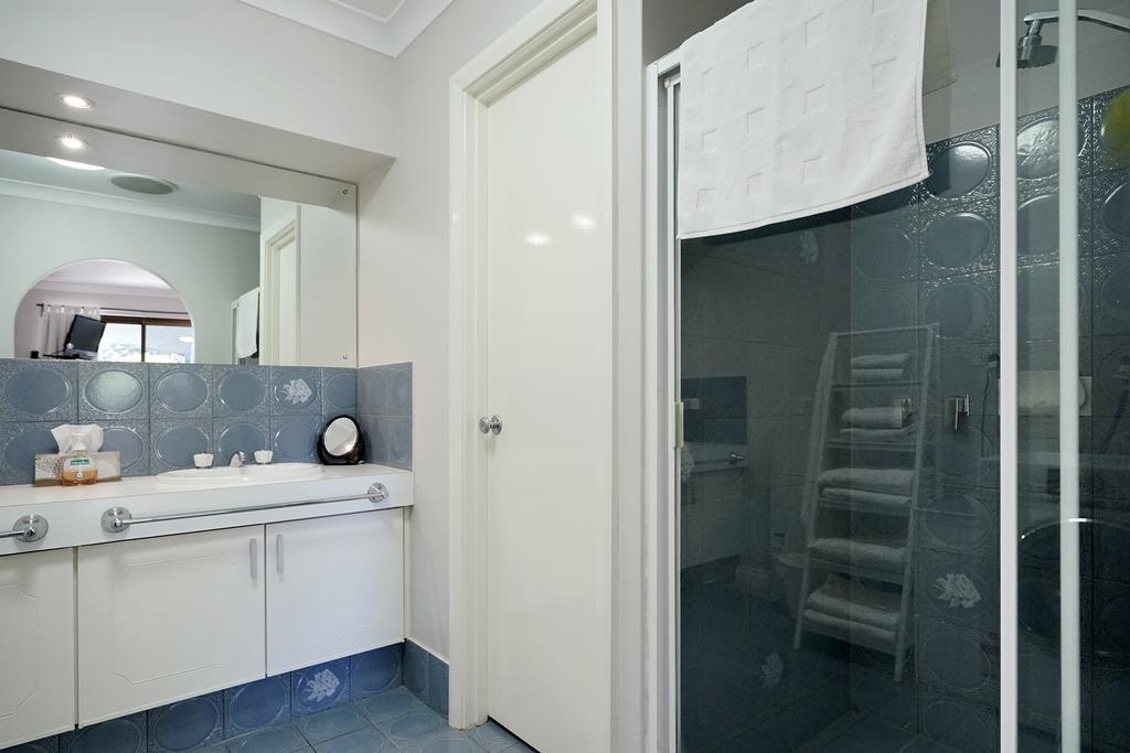 Garden City Luxury Apt Apartemen