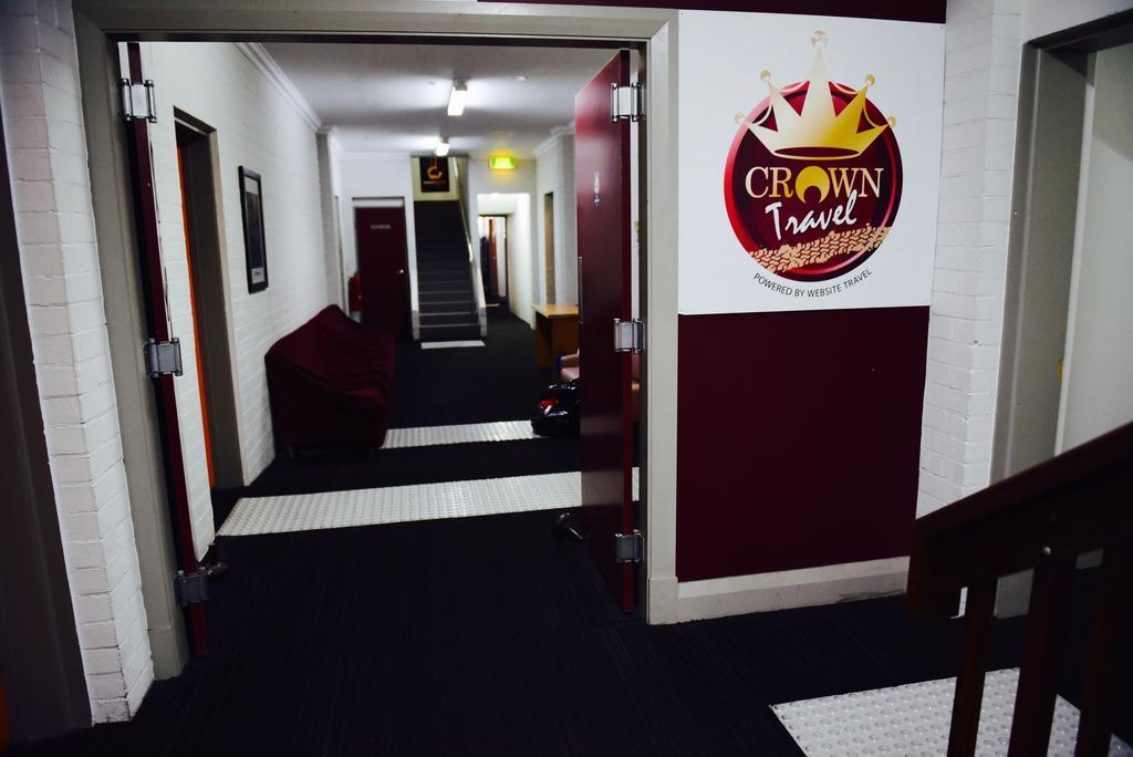The Emperors Crown Hostel *