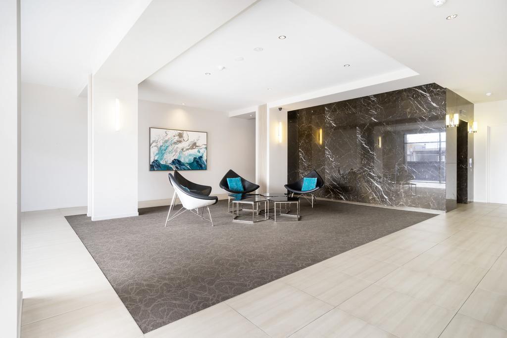 Apartment Stylish Modern Ecco Complex
