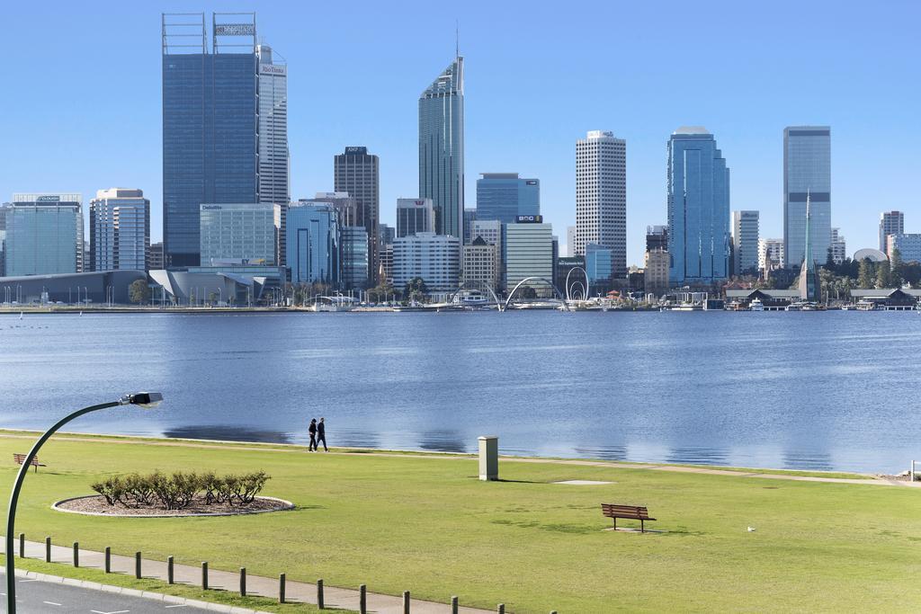 The Peninsula Riverside Serviced Aparthotel