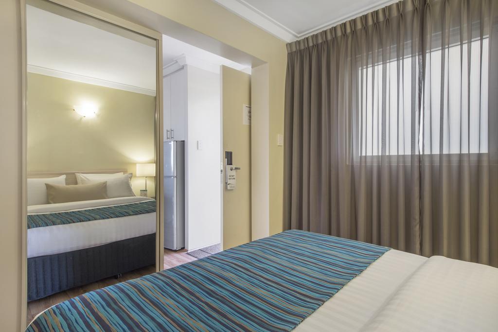 The Peninsula Riverside Serviced Aparthotel