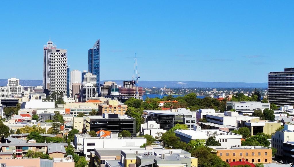 West Perth, An Ihg 4*