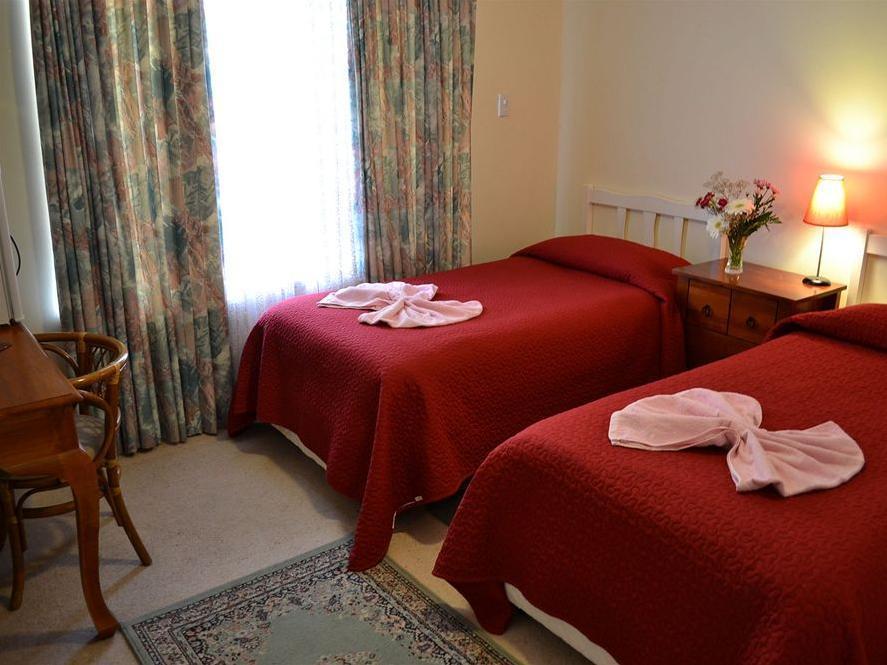 Bed & Breakfast Palms 3*