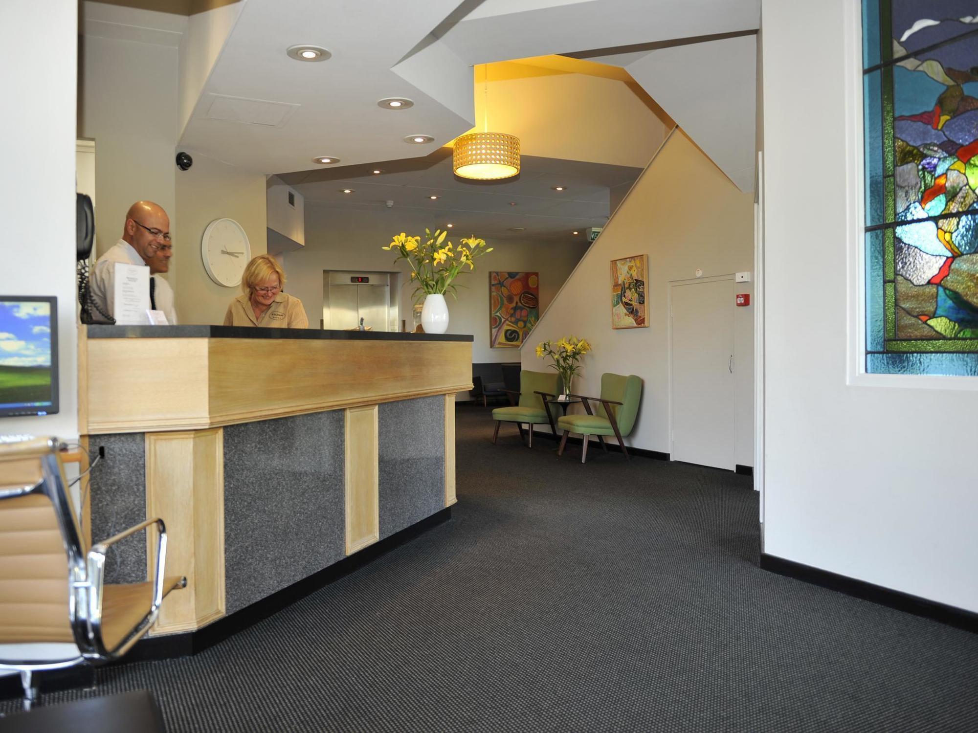 Hotel Sullivans 4*