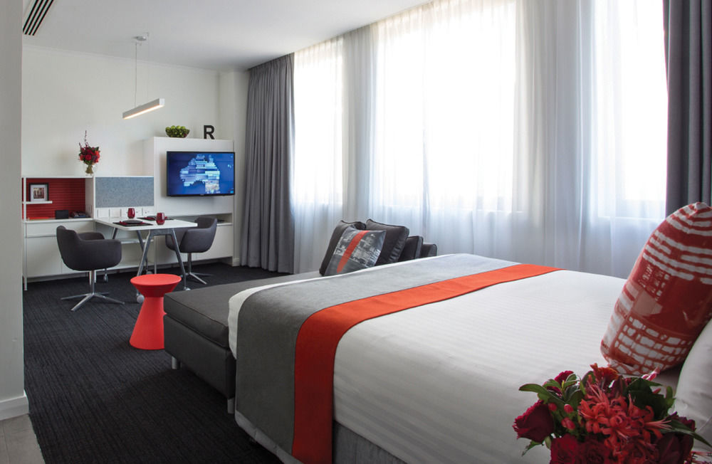 Aparthotel Citadines St Georges Terrace 4*