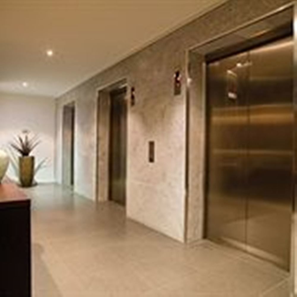Adina Barrack Plaza 4* Perth