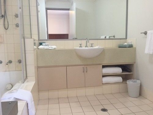 Quest West End Aparthotel 4*