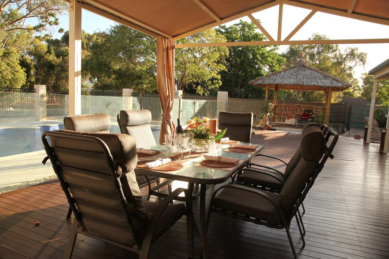 Rothwood Homestays 4*