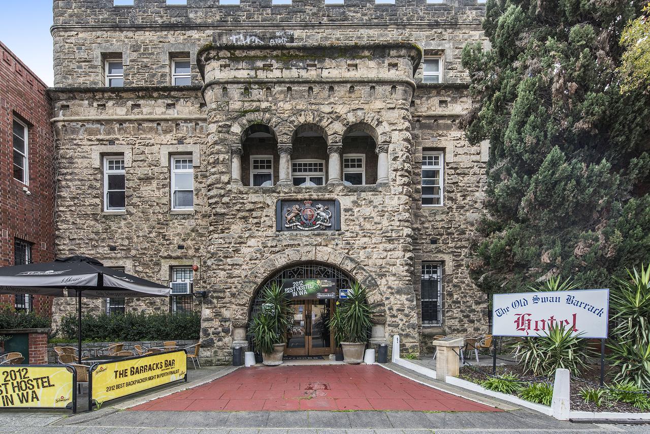 The Old Swan Barracks Hostel *