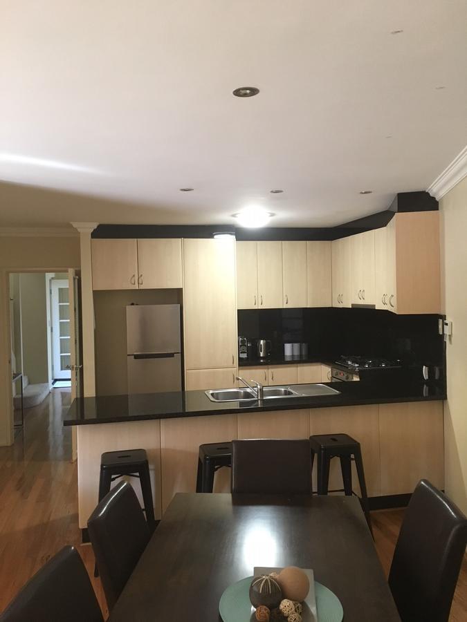 Apartment 4x3 Townhouse In Rivervale
