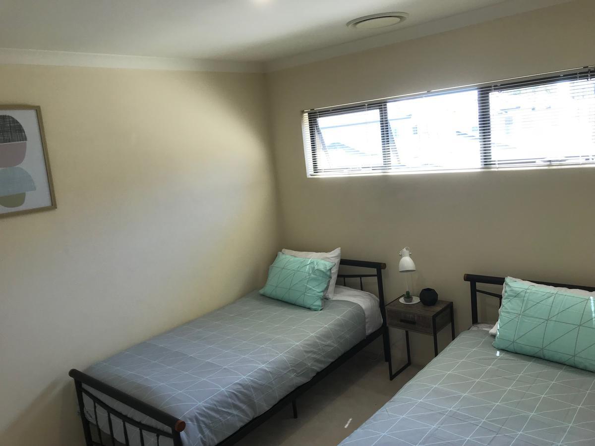 Apartment 4x3 Townhouse In Rivervale Perth