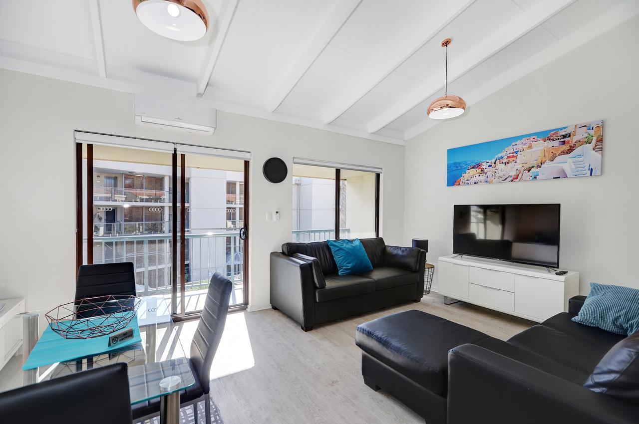 Apartment West Lagoon 218 - Outstanding Value! *