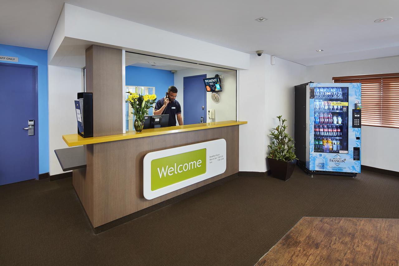 Ibis Budget Airport Perth