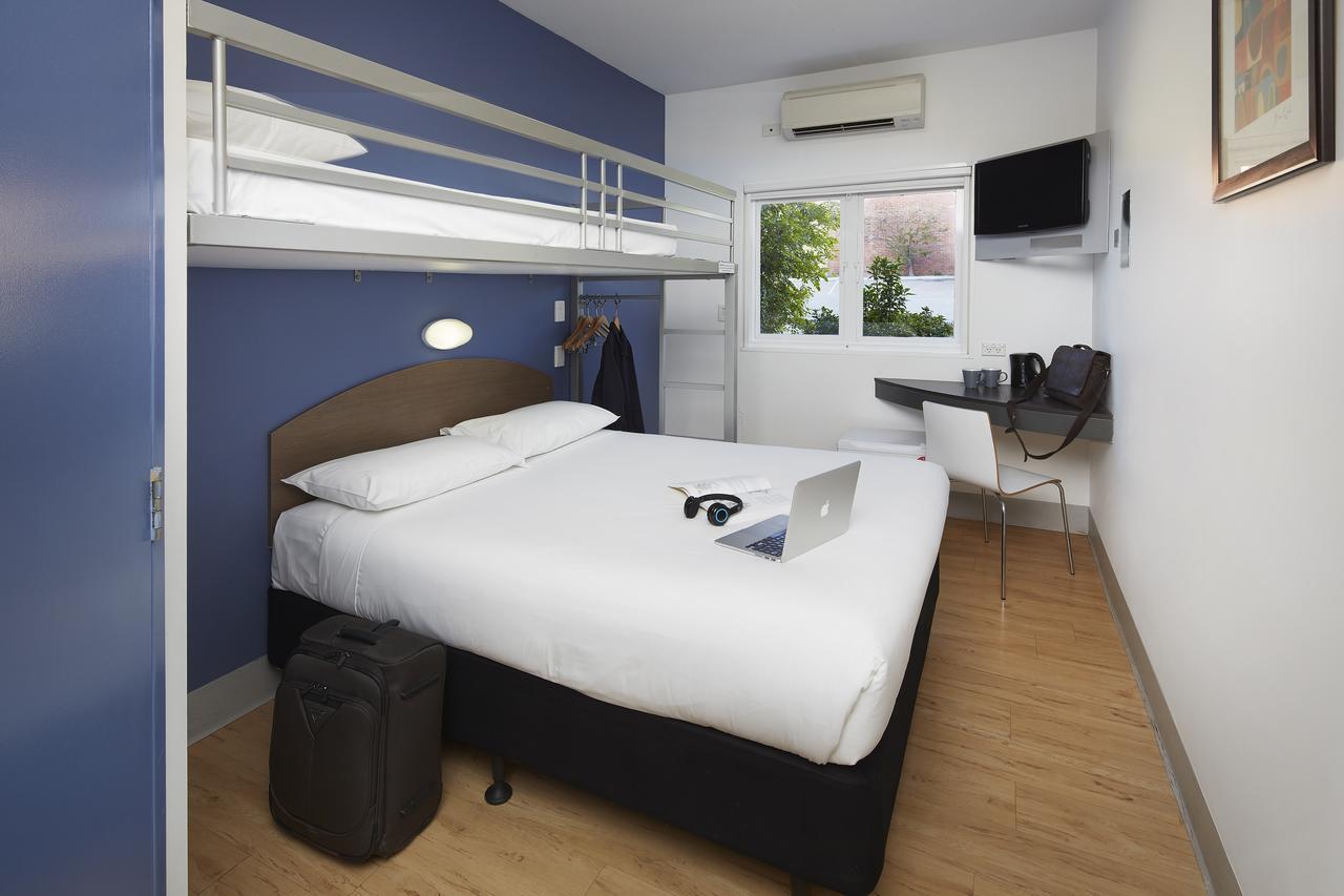 Ibis Budget Airport Hotel